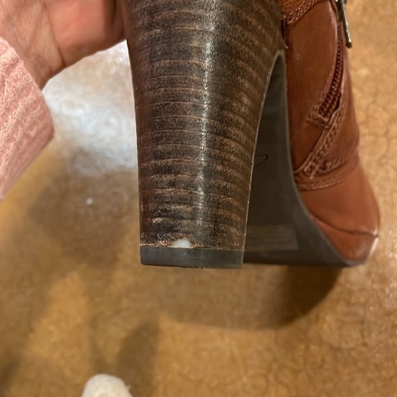 Clarks Flyrt Fancy Bootie/Pump - Picture 6 of 8